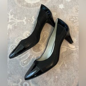 Black Anne Klein pumps, heels